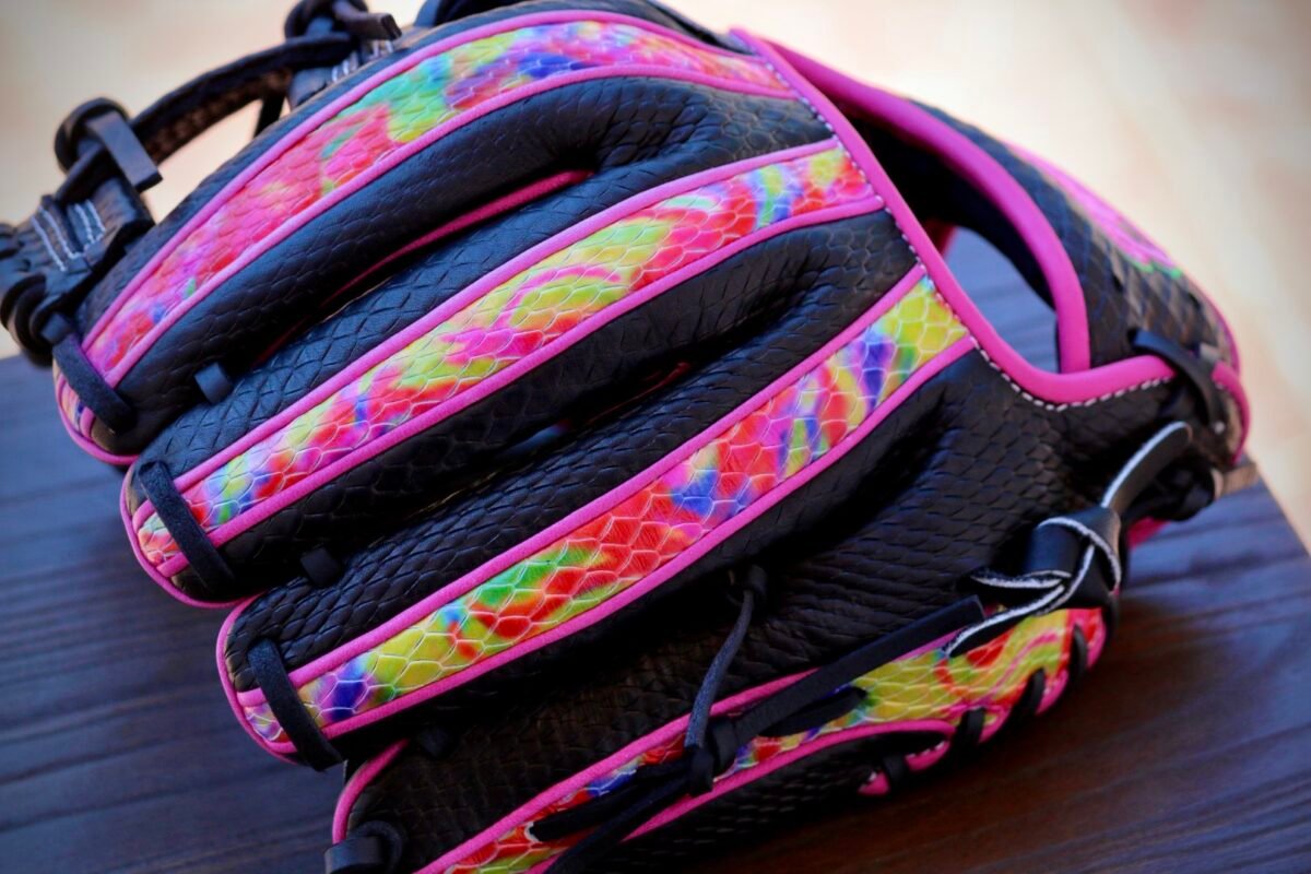 11.5 SPECIAL EDITION PSYCHEDELIC */10 (RHT)
