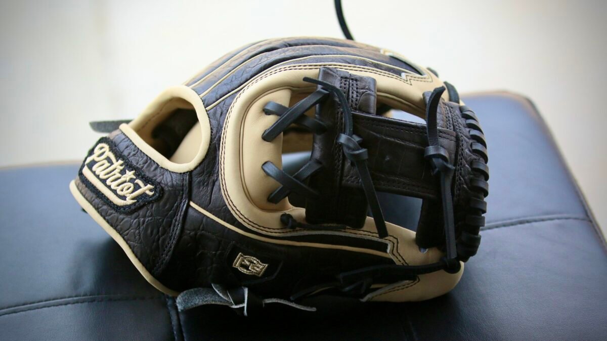 11.75 Valor (RHT)