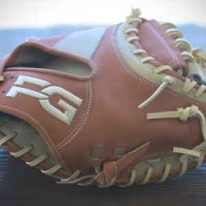 33.5 Pro-Select Catcher's Mitt RHT