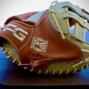 34 Fastpitch Catcher's Mitt (RHT)