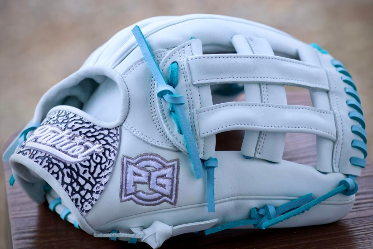 12.5 FASTPITCH RHT