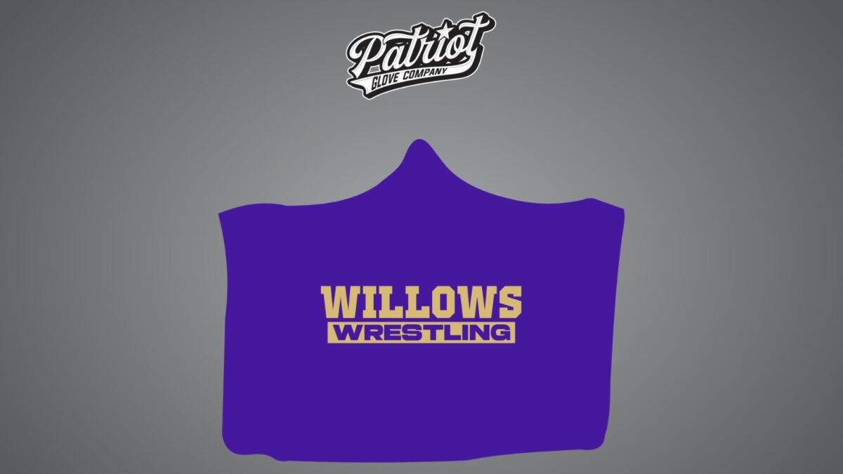 Willows Wrestling Plush HEAVY Duty Fan Blanket (HOODED)