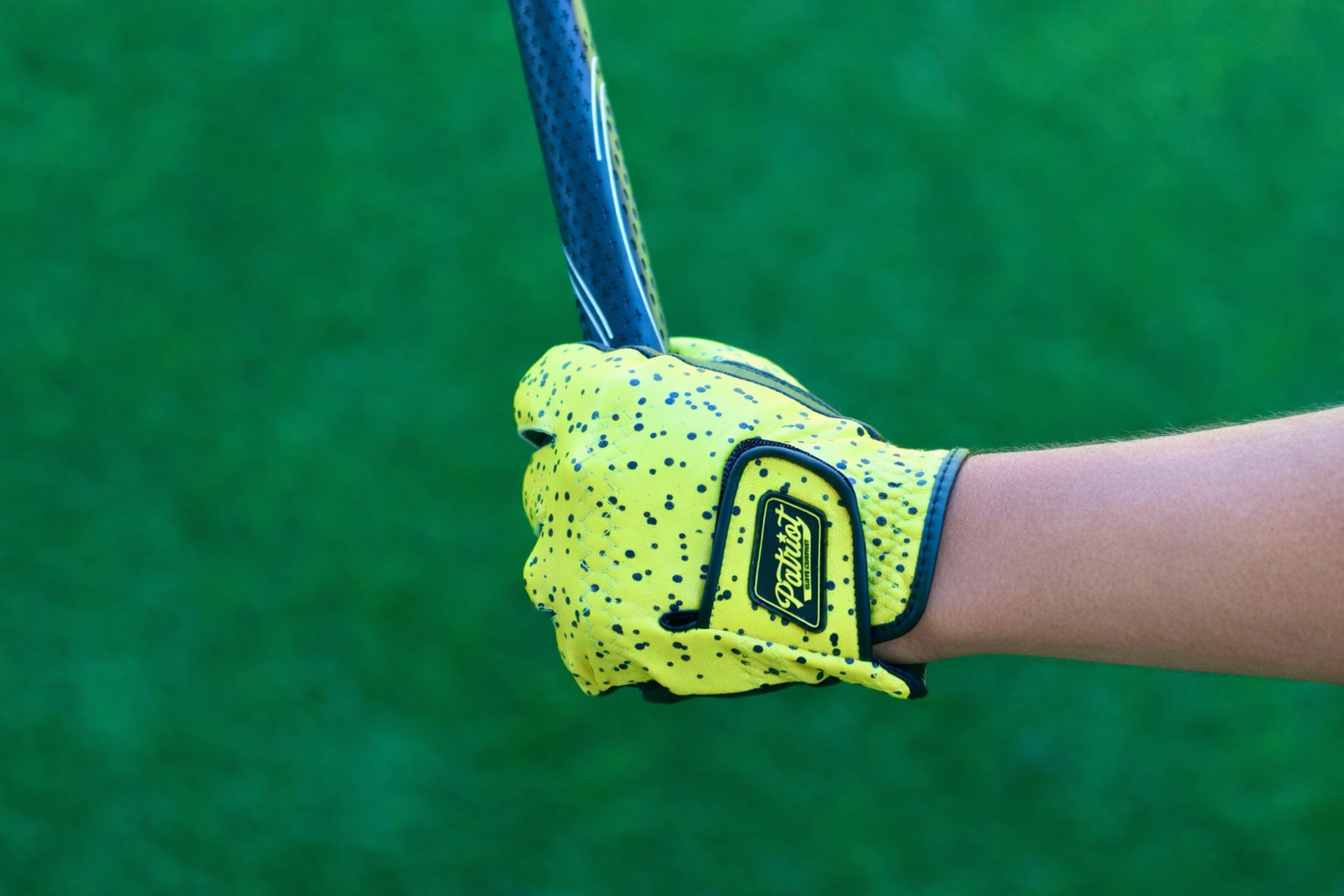 Matty's Pro Golf Glove - Electric Yellow - Image 2