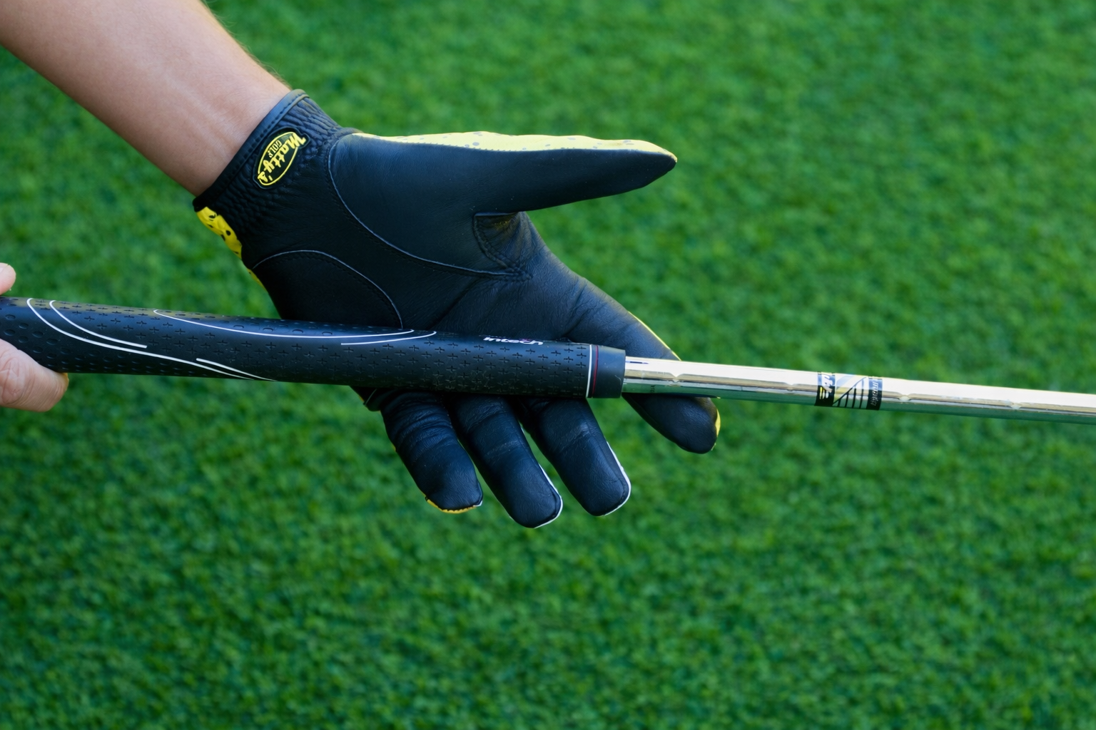 Matty's Pro Golf Glove - Electric Yellow - Image 3